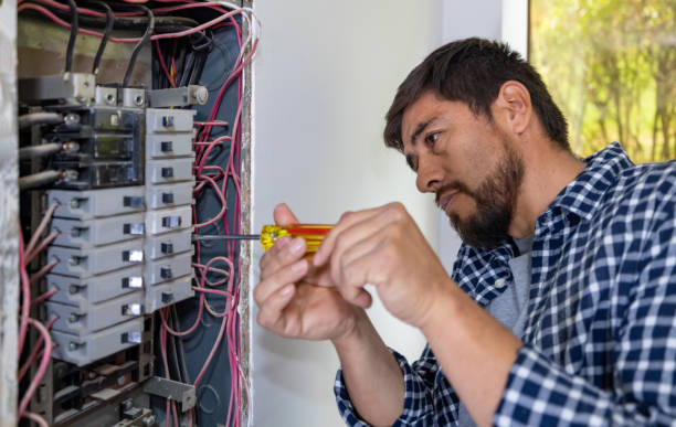 Best Licensed Electrician  in Hayward, WI